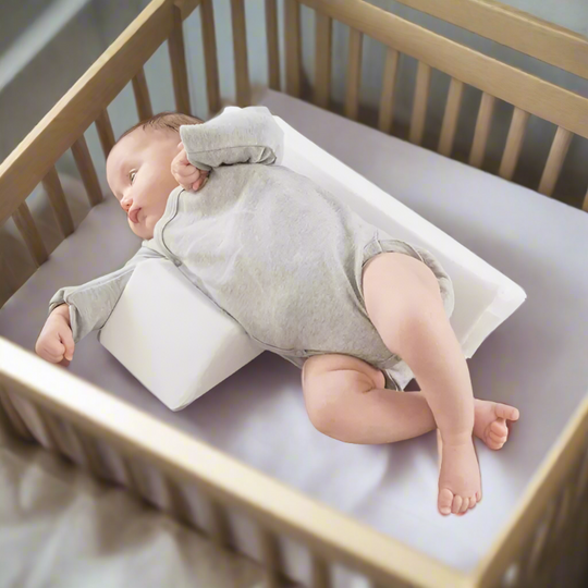 Cudlo – Adjustable Anti-Roll Pillow for Babies
